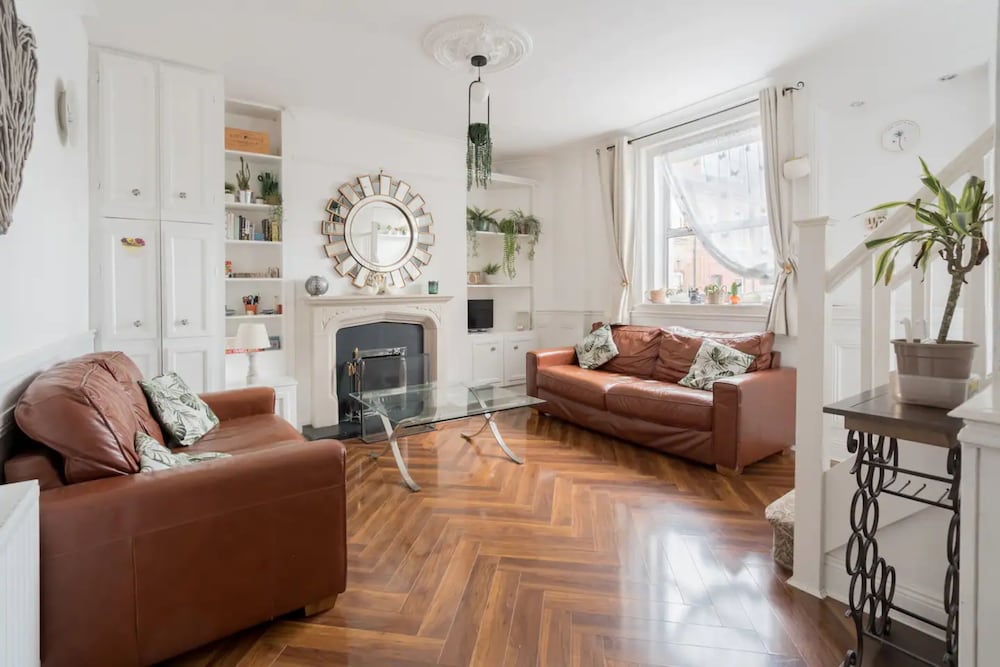 Unique & Central 3BD - Dublin City