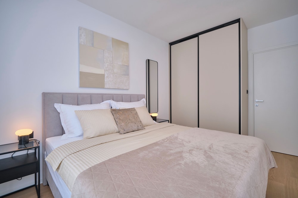 Splitful Apartment