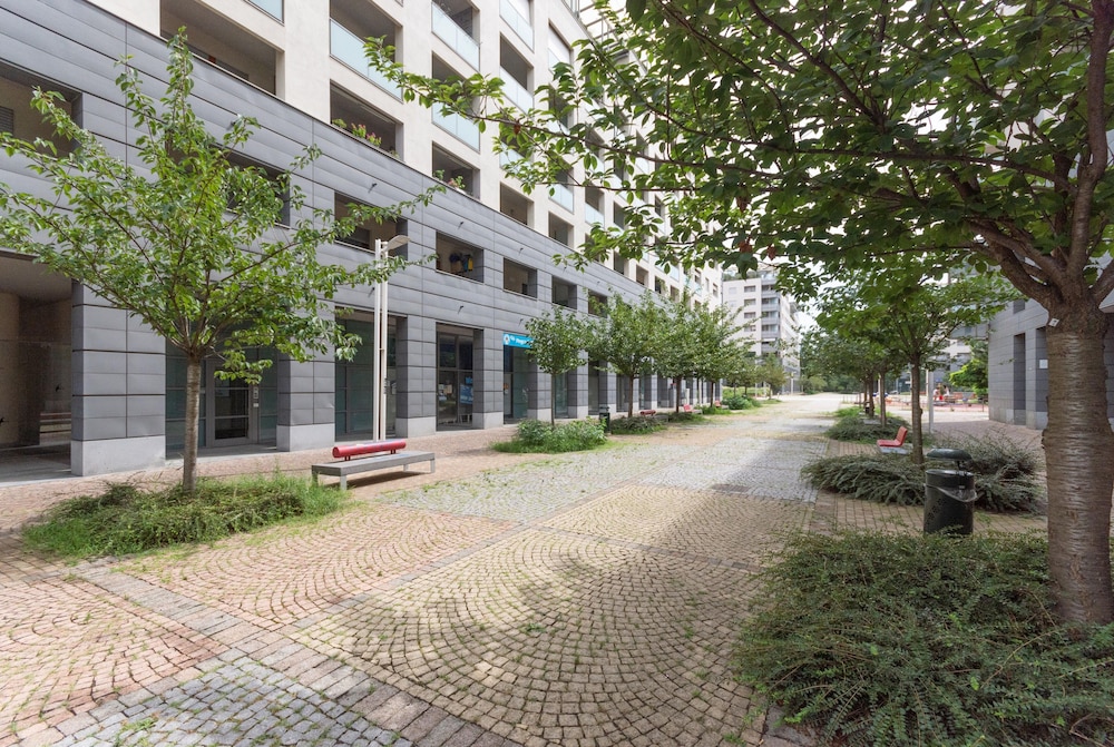 Torino Crocetta Modern Flat view 4