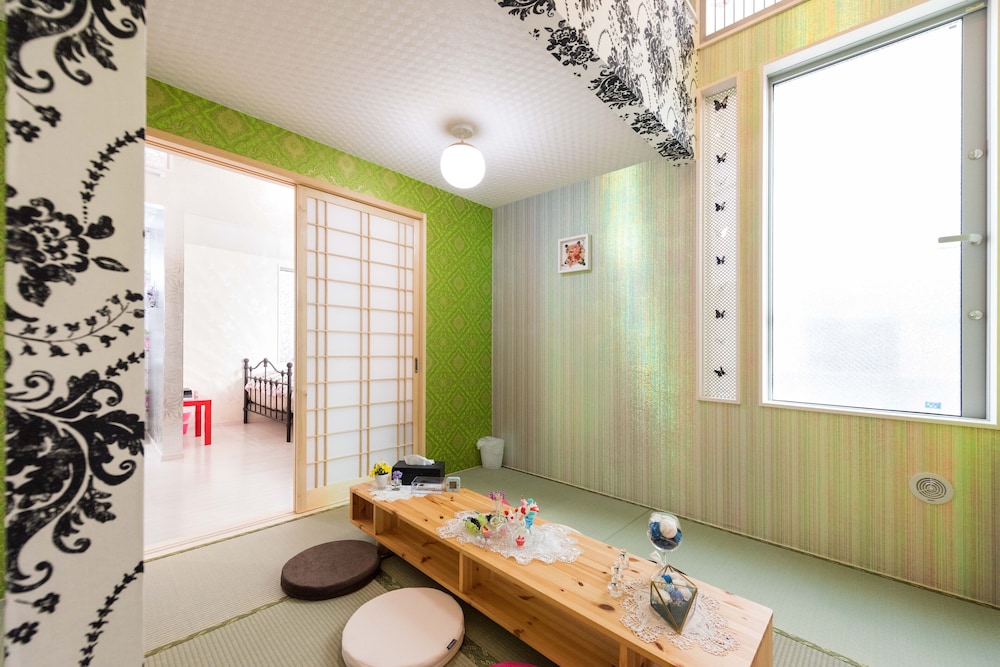 Papillon Paradis Nishi-Shinjuku