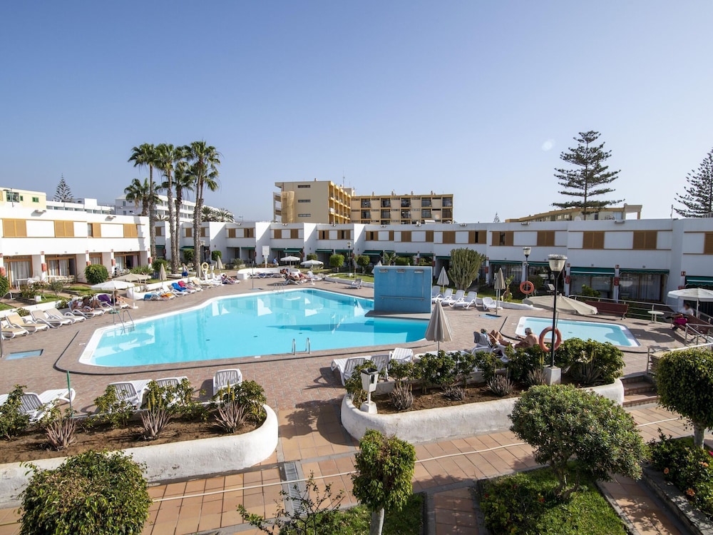 Blissful Holiday Home in Maspalomas With Swimming Pool photo 5