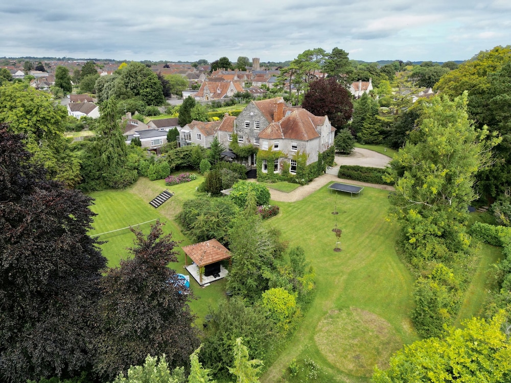 The Mount Somerton