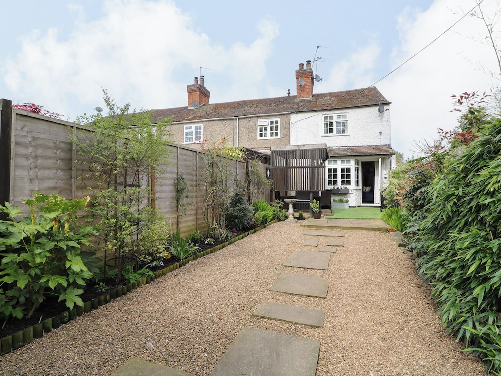 Periwinkle Cottage