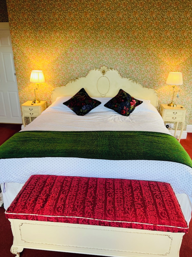 Pentre Cerrig Country House
