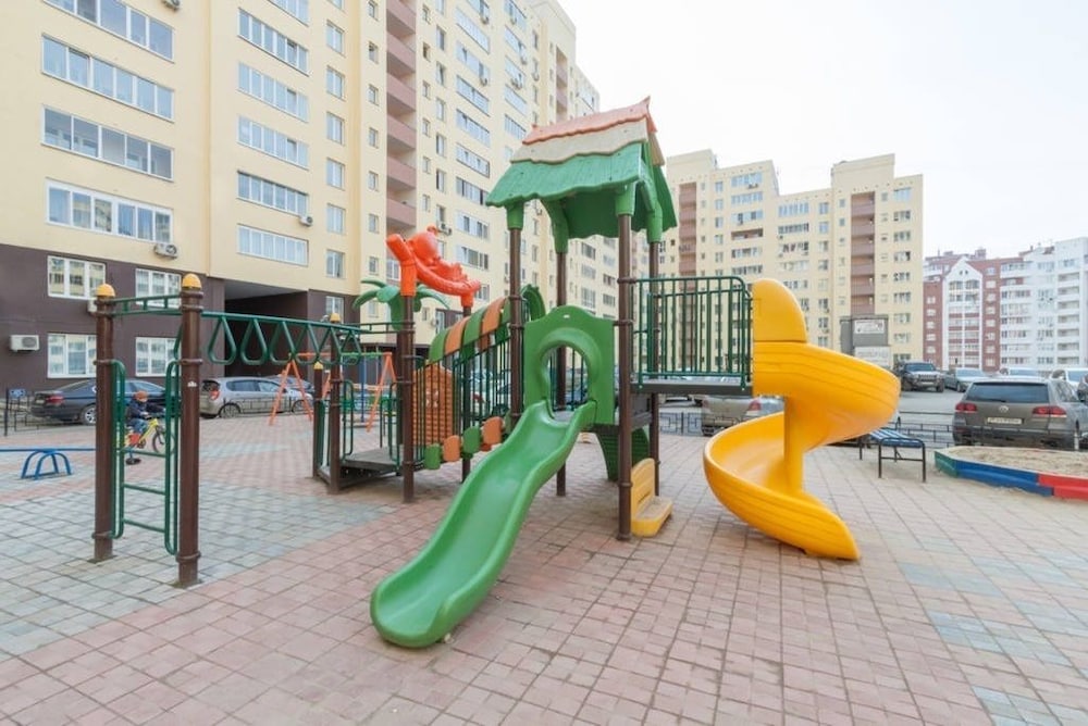 Adel Apartments near Grinvich