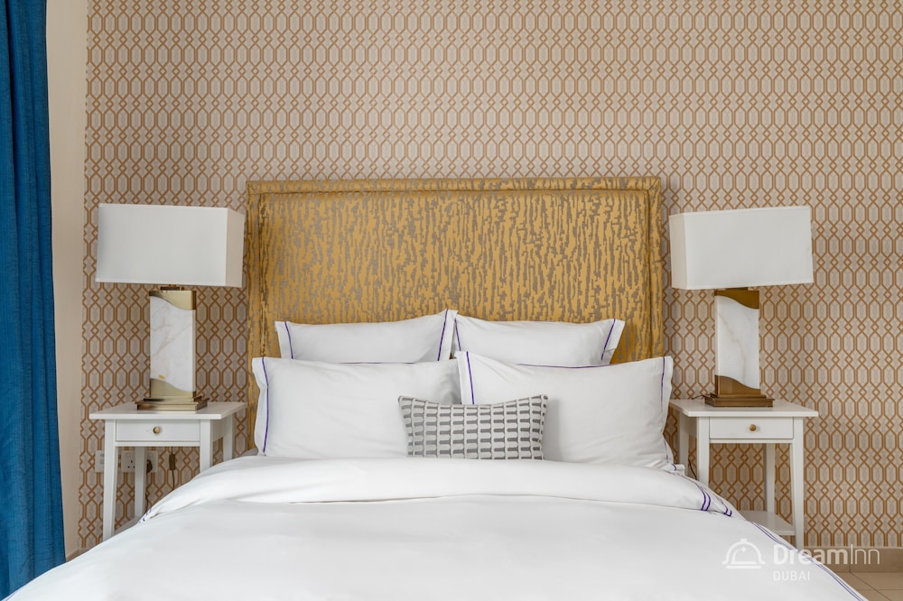 Dream Inn Dubai Apartments - Burj Views