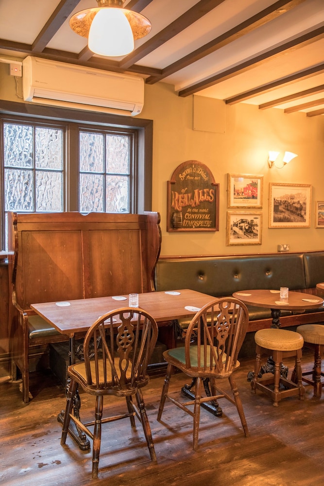 Station Inn