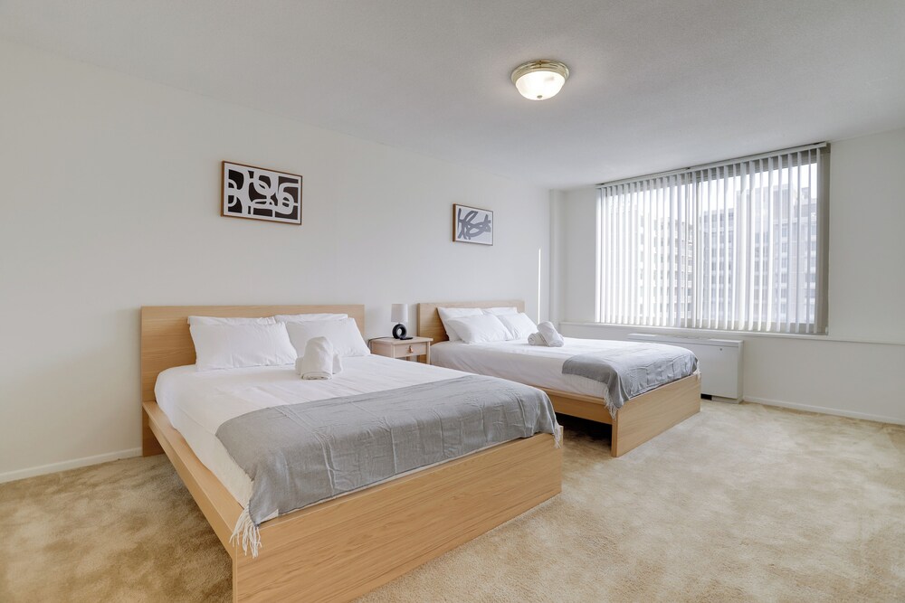 Prime Crystal City Apartments