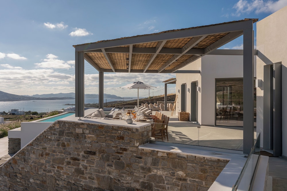 AVERA VILLAS