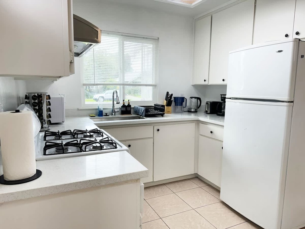 Comfortable 4BR Heart Downtown SJ Central AC Sjsu
