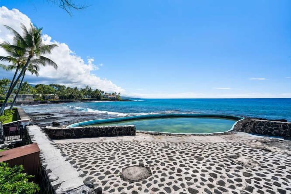 Fully Air-conditioned - Ocean View - Beautifully Renovated- Vrkcv