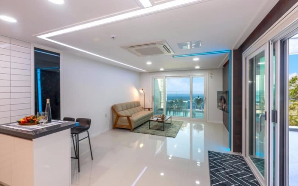 Photo 35