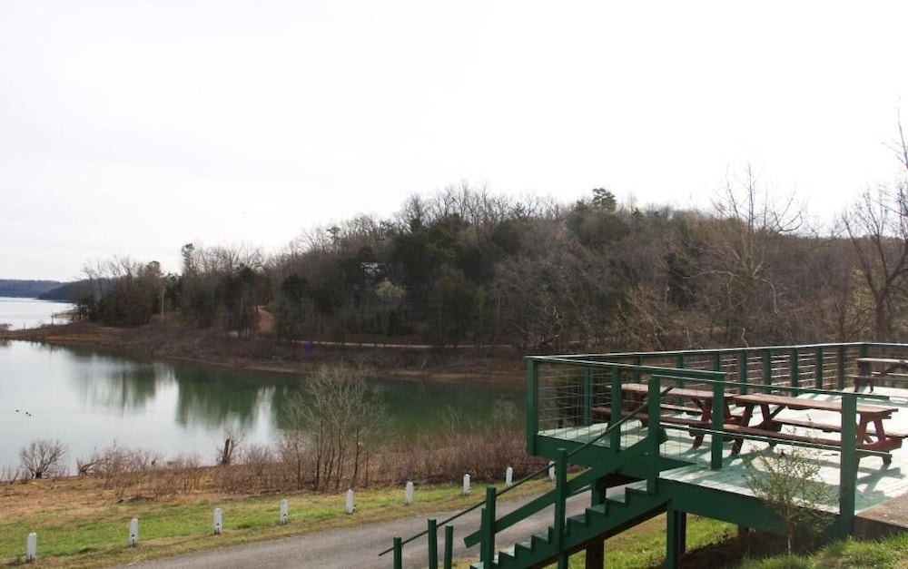 Tanglewood Lodge
