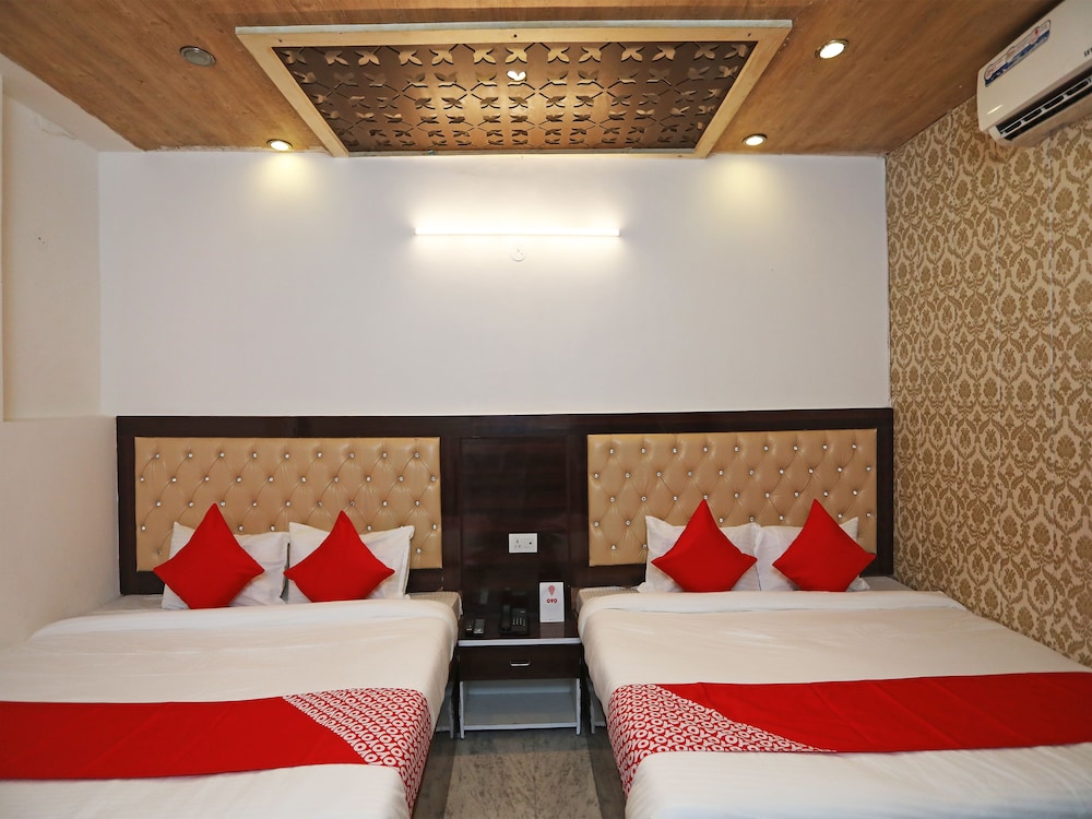 OYO 19820 Hotel Aanandan Residency view 4