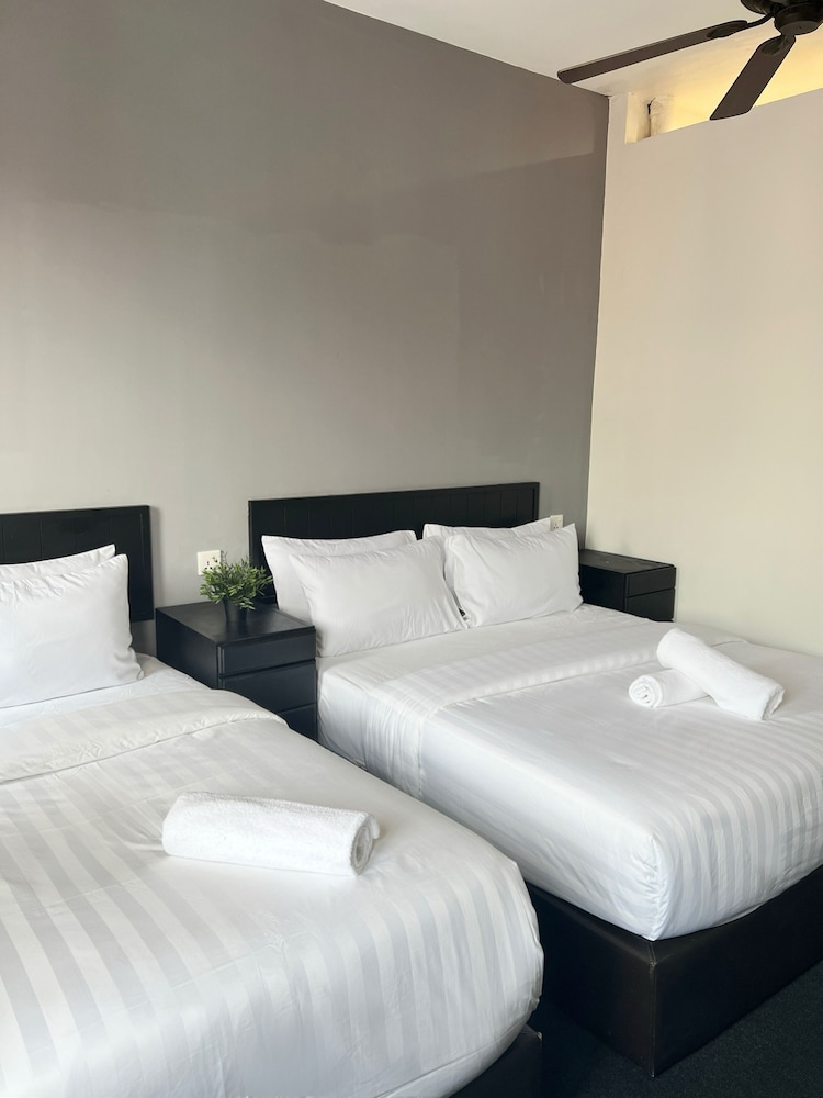 Quee Hotel