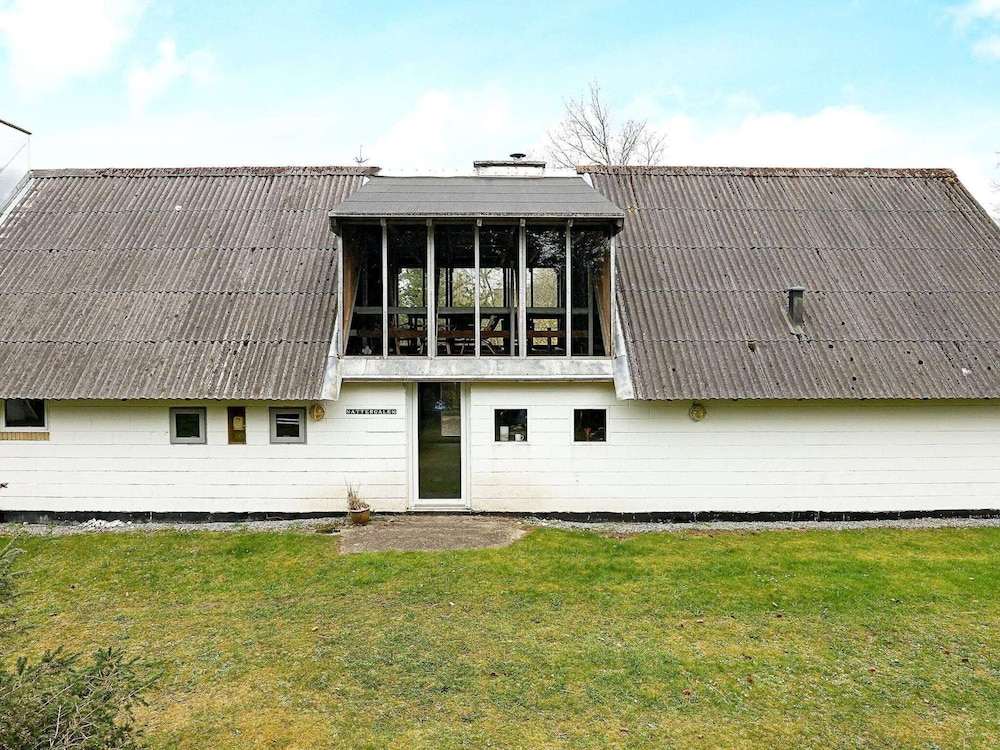 10 Person Holiday Home in Fur