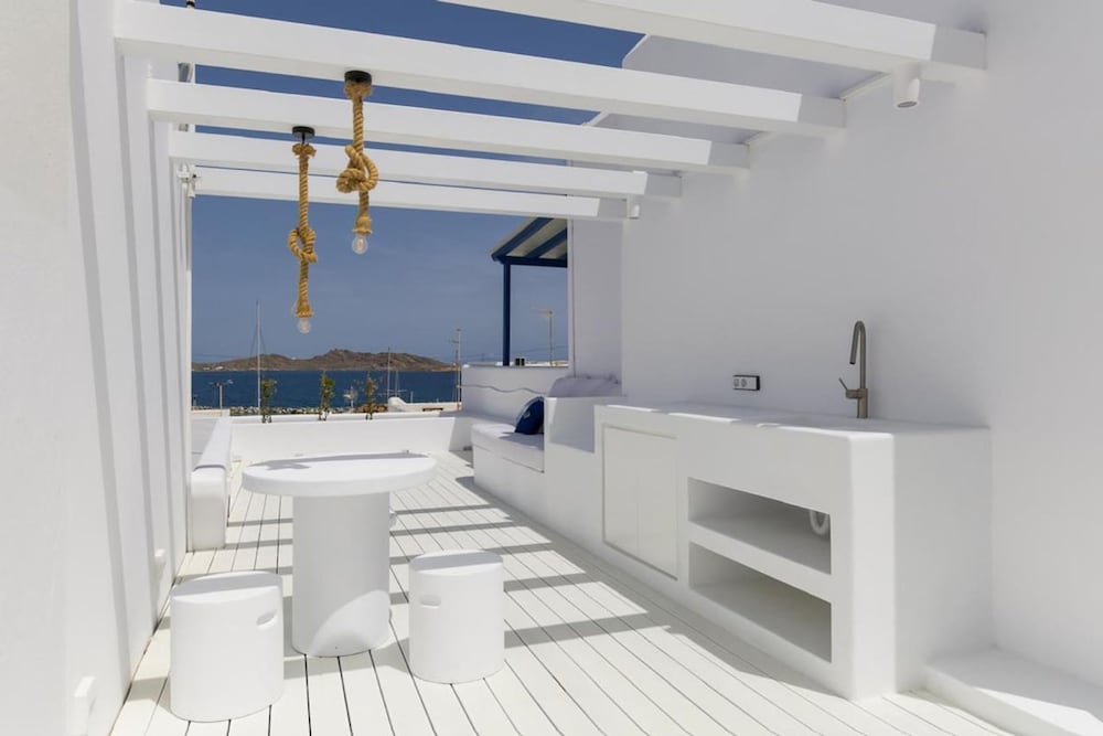 Maria Sea View Apartment Naousa