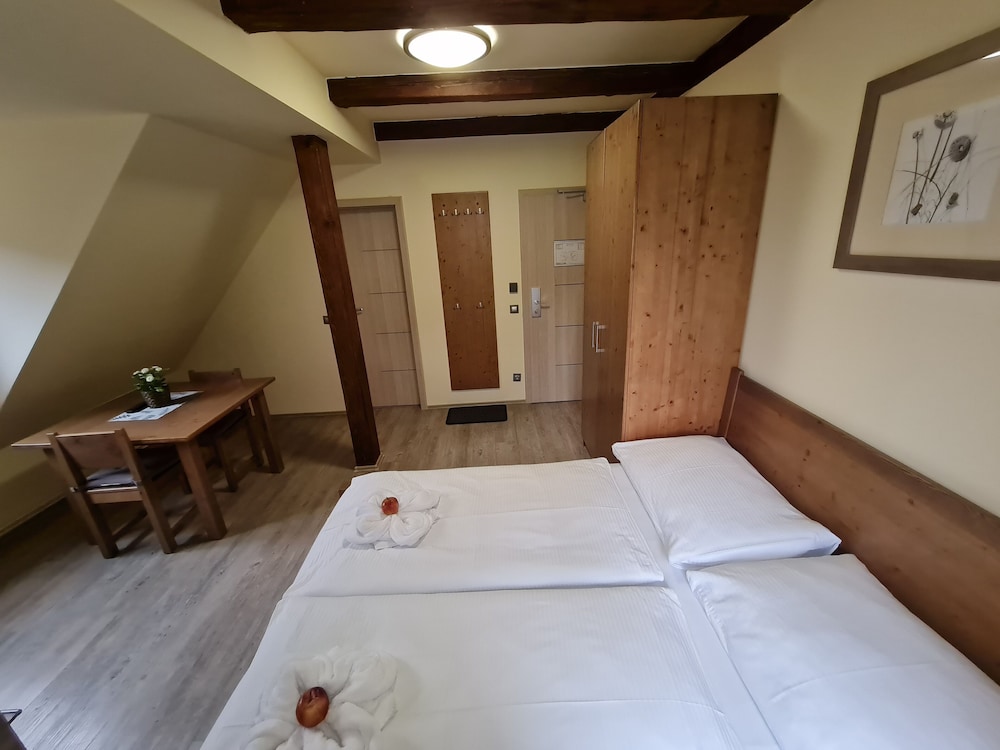 Pension Pstruží