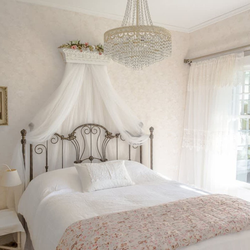 Luxury Waterfront Fairytale Home -carmen Elisabeth