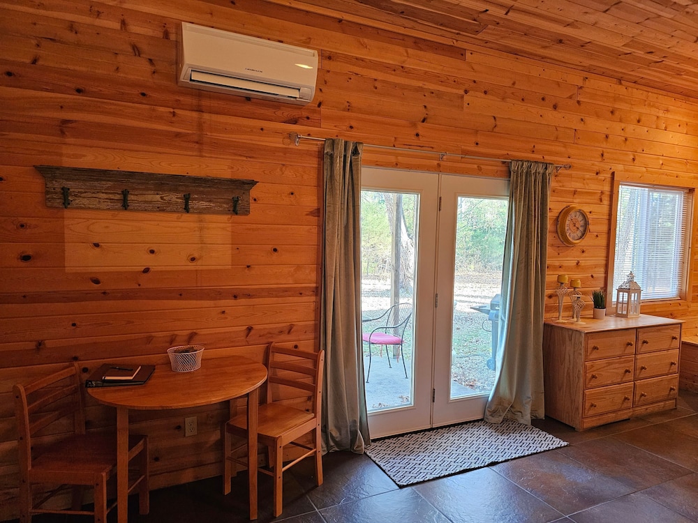 Honey Bear Haven Suite 4