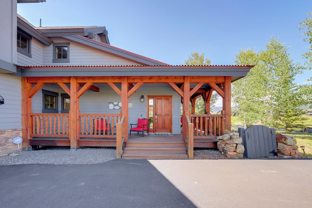 Grand Elk Golf Club On-site: Mtn-view Home w/ Deck