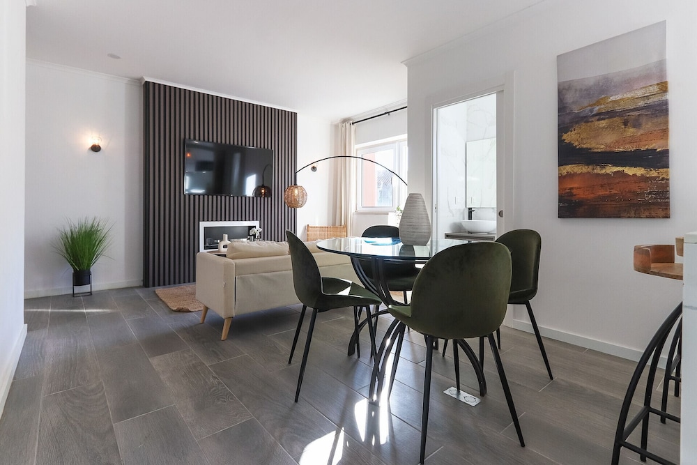 Rato Prime Terrace BY Homing