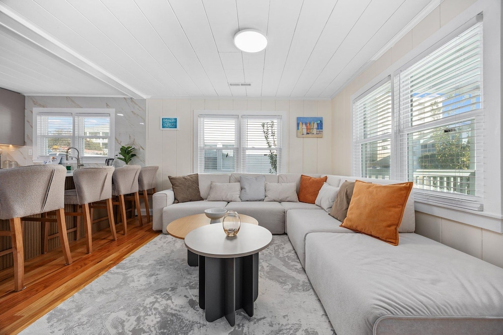 Elvi s Beach House Unit B