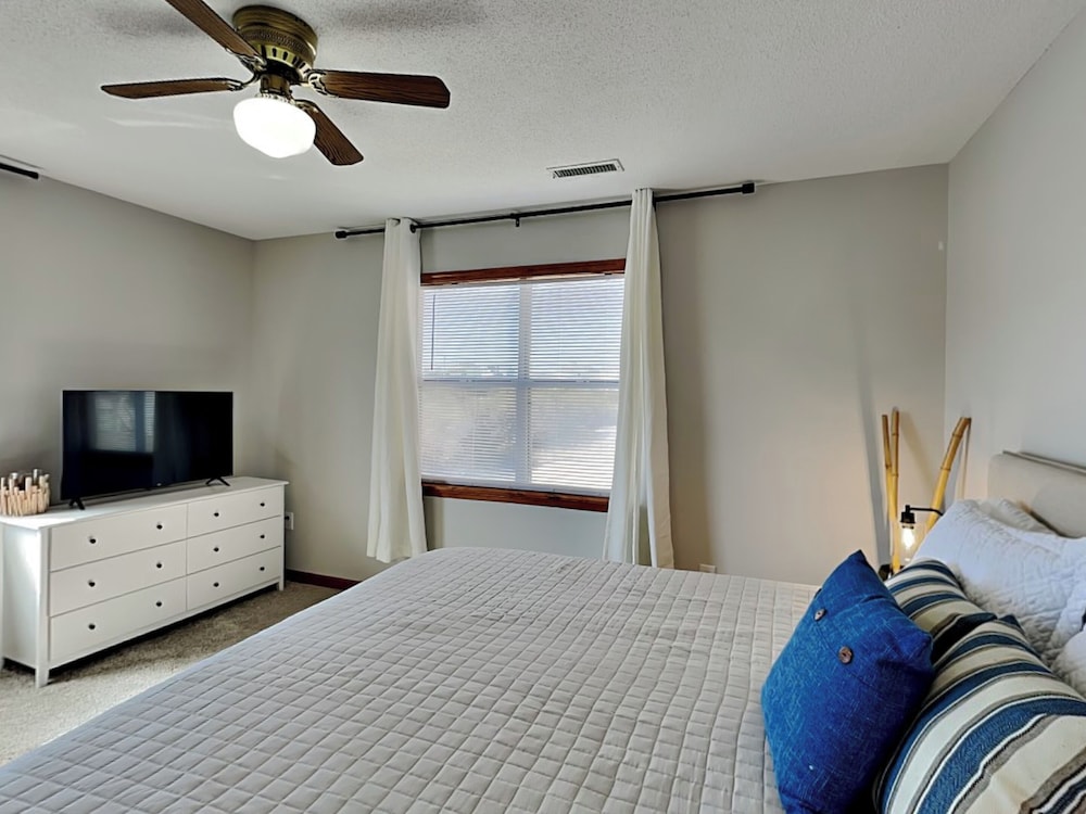 Blue Lagoon by Topsail Realty