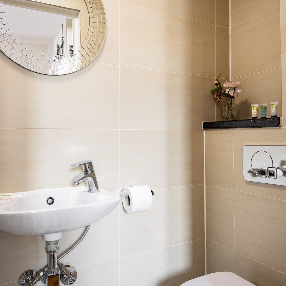 Cosy Studio in Earls Court Flat 10