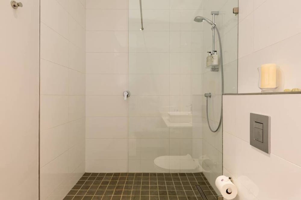 Spacious De Waterkant Retreat 2 Ensuite Bedrooms