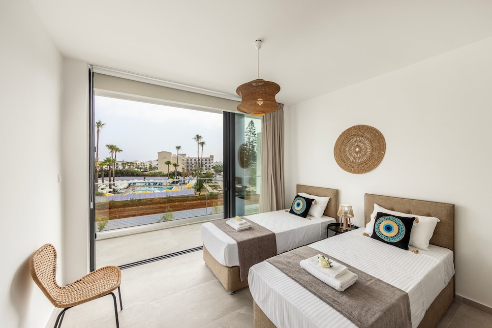 Protaras Aqua Pearl Villa 3