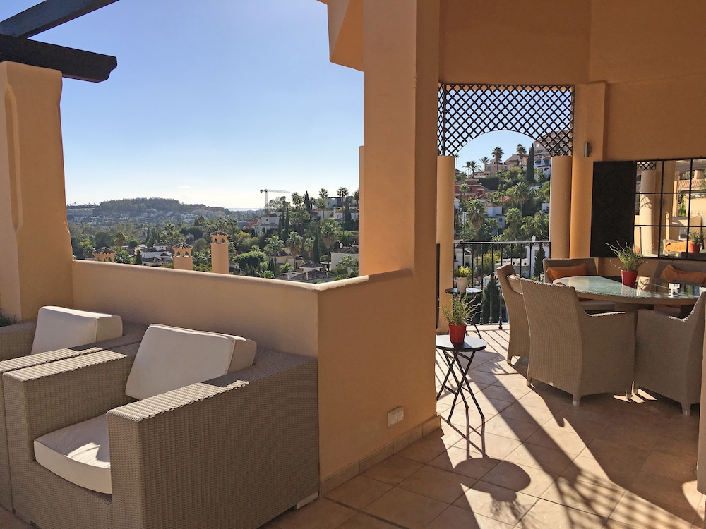 Marbella Vacations - Aloha Hill Club Golf Spa Apartments - Property Image 86