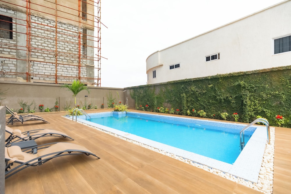 Belfast studio-Blue Waters Property.