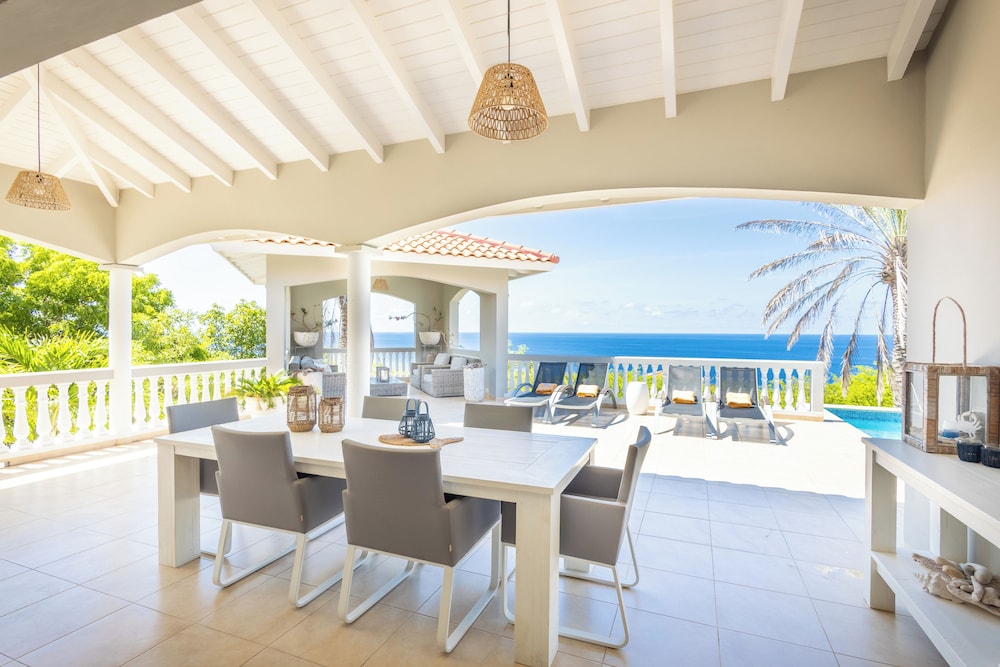 Coral Estate Holidays