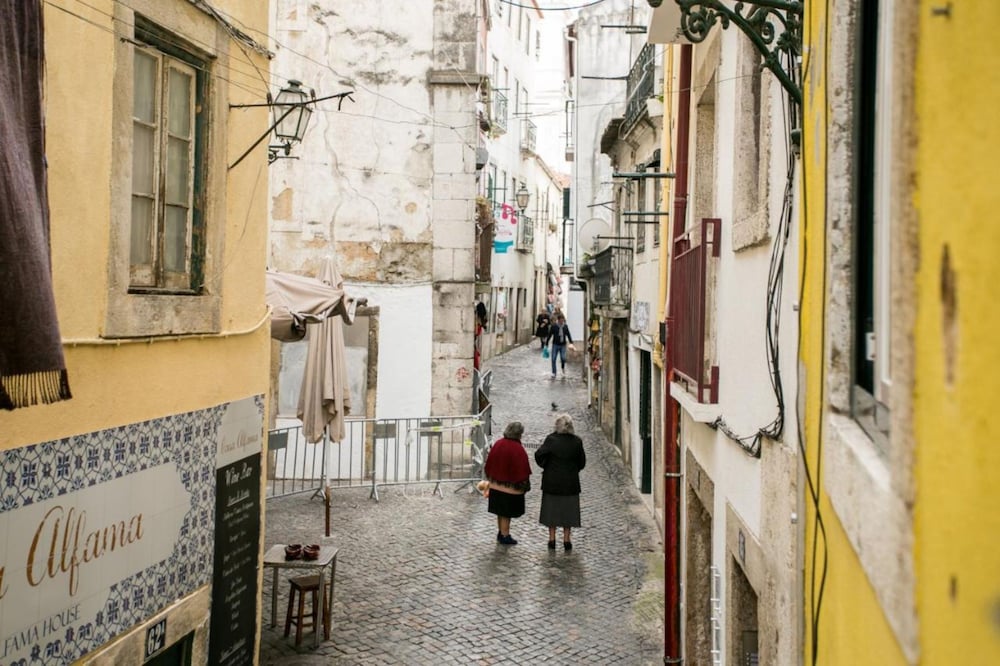 Castle Fado River Alfama Flat