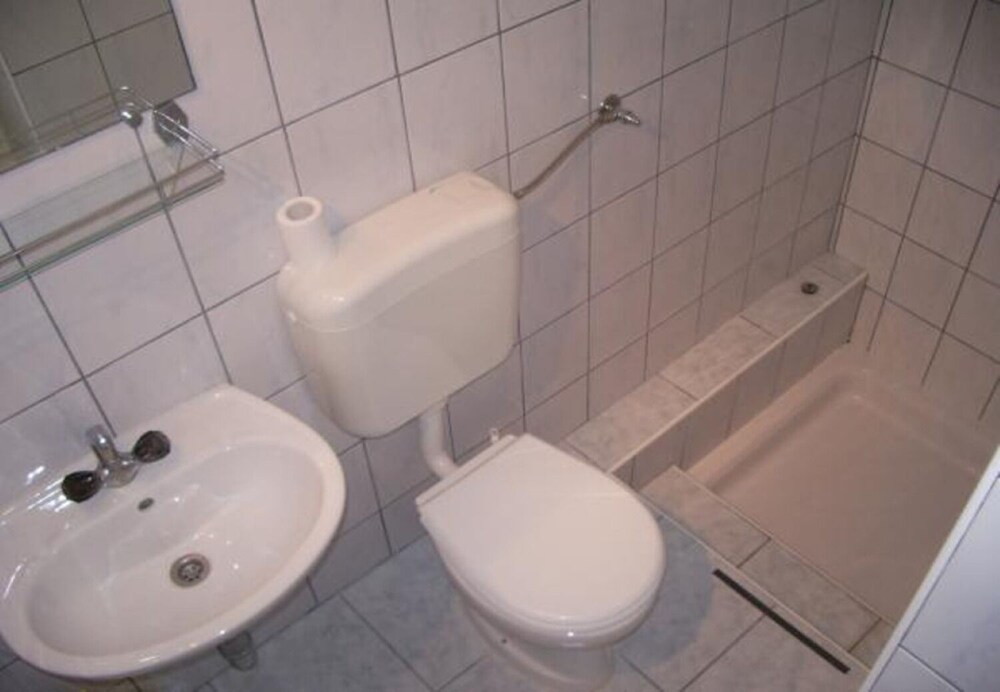 Josip II - 150 m From Beach With Free Parking - A6