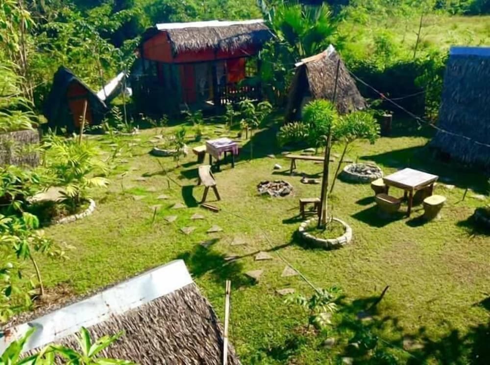 Treasure Isle Guesthouse - Hostel