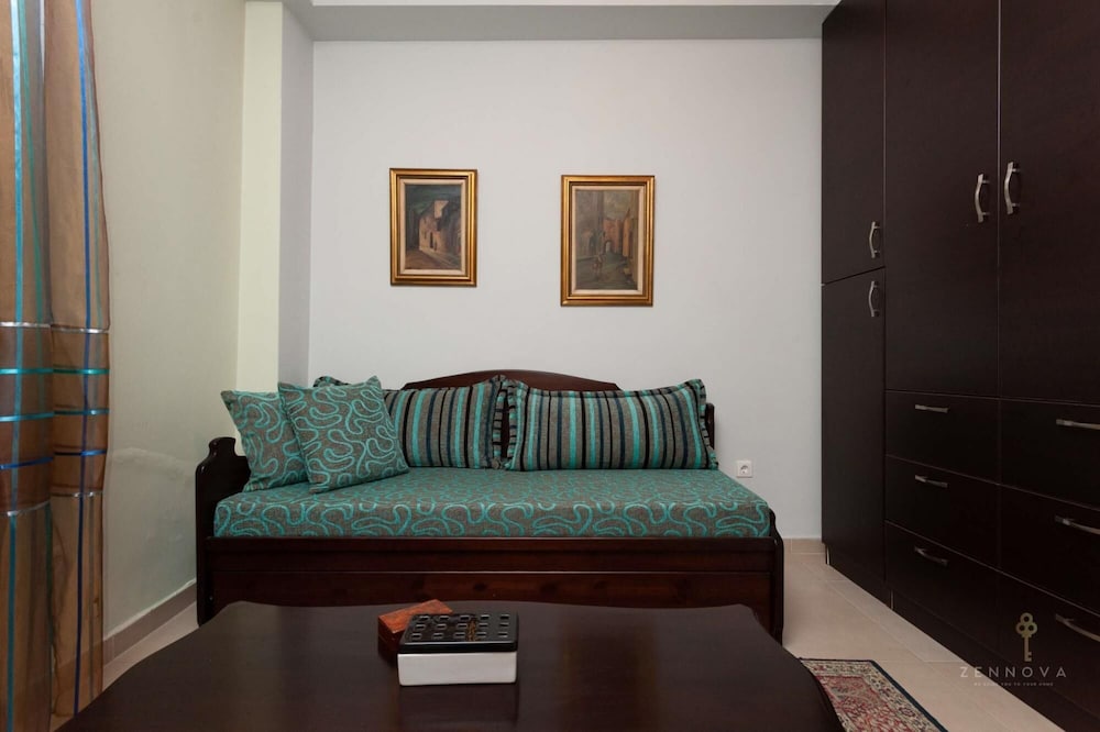 Zennova 8 Kastra Apartment photo 2