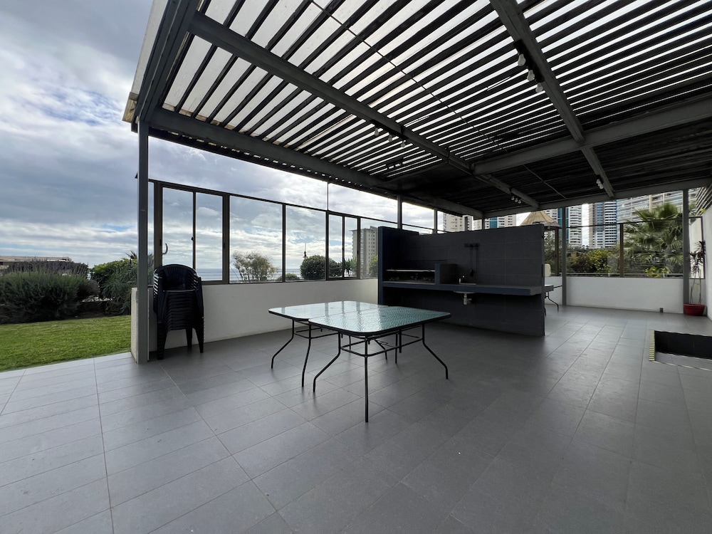 Oceana Suites Geomar II