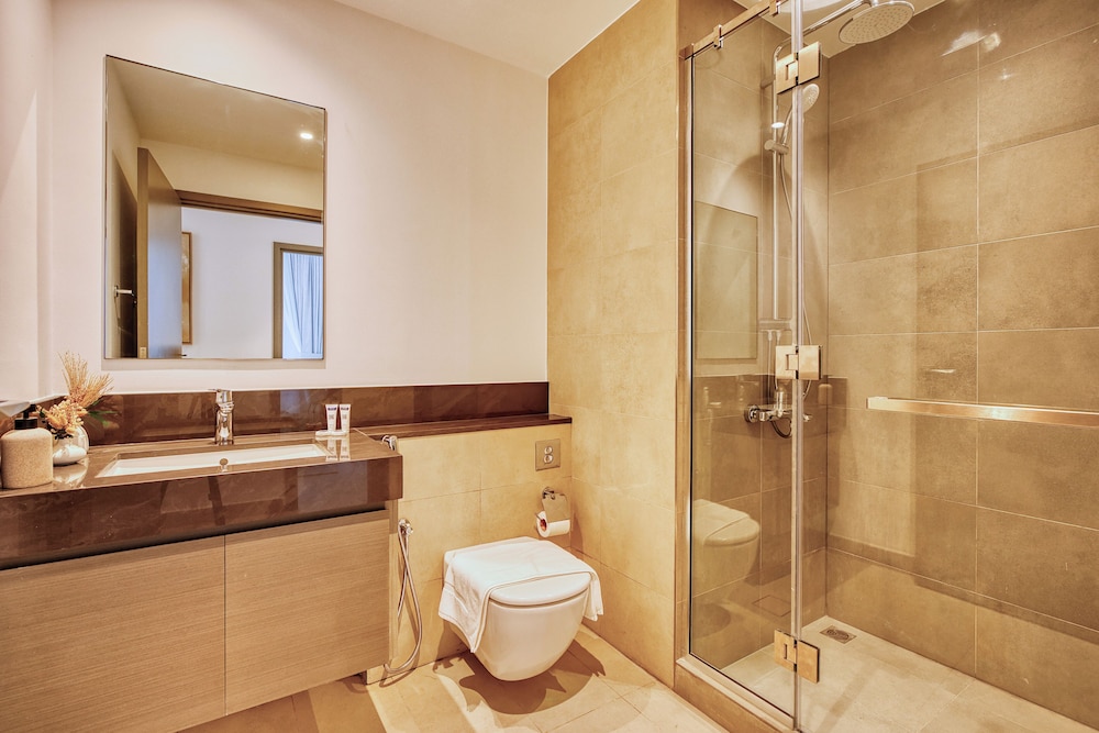 PVH - Serene Central 2BR - Creek Horizon