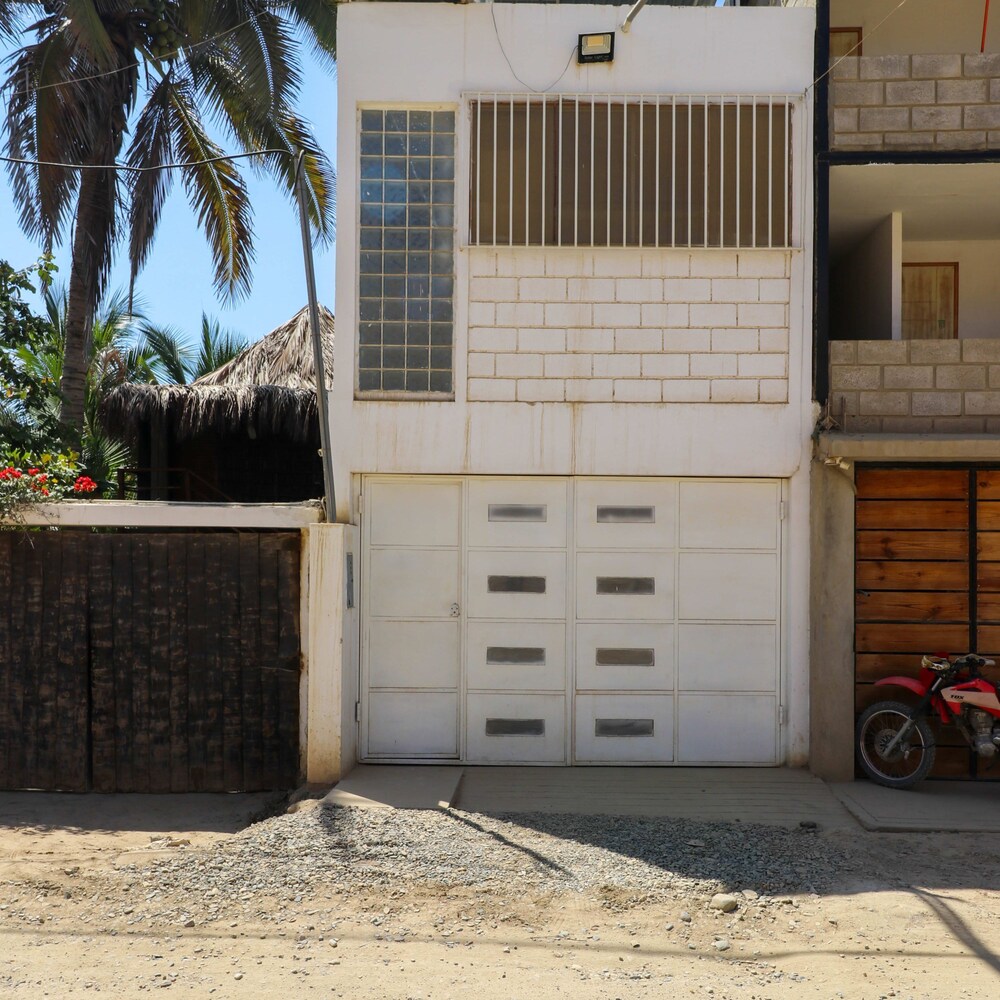 Fantastic Duplex With Spectacular Ocean View view 4