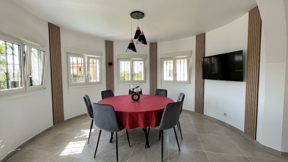 meeting & event spaces