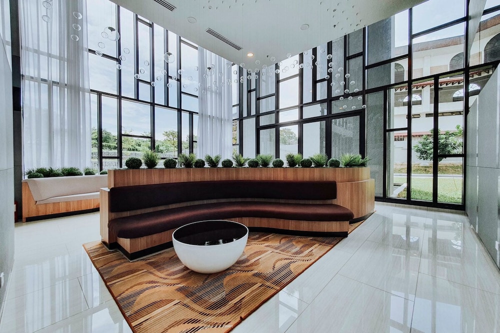 Astoria Ampang Condotel by Emily in Town