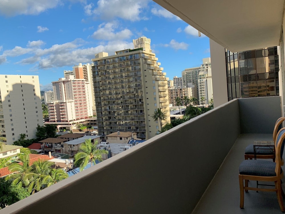 Tropical Studios at Marine Surf Waikiki