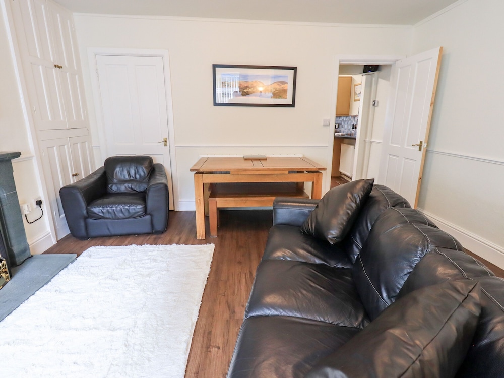 6 Calgarth View