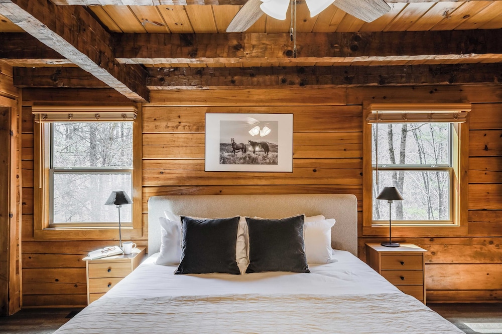 2 Cabins Porch w/ Hot Tub + Views, Game Room Dudley II & III by Avantstay
