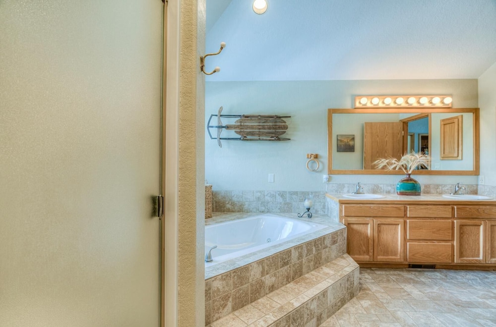 Vine Maple Lane 30