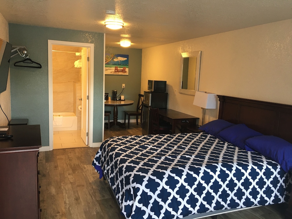 Belfair Motel