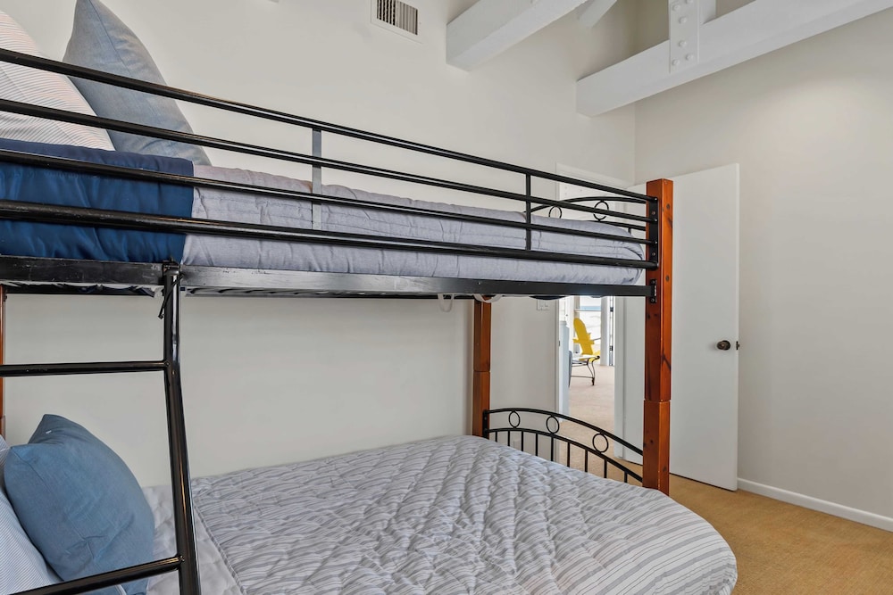 Oceanfront Home Walk to Balboa Pier + Scenic Views Balboa Peninsula Point by Avantstay