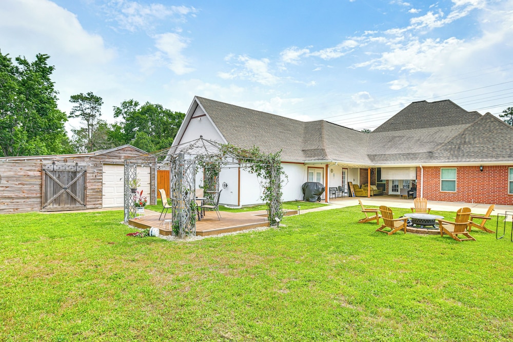 Private Backyard Oasis: Spacious Home in Humble!
